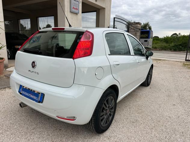 Fiat Punto 1.3 MJT S&S 95 CV 5 porte Street 2017 - Foto 5