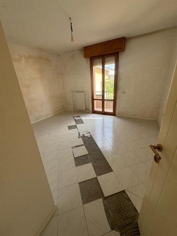 BOTTEGA VENDESI APPARTAMENTO INDIPENDENTE SU BIFAMILIARE CON MANSARDA E AMPIO SCOPERTO ESCLUSIVO - Foto 12