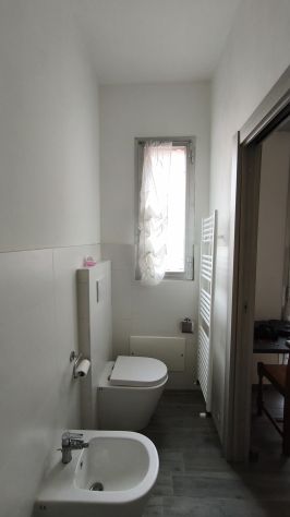 Singola con bagno privato in via fioravanti Bolognina - Foto 4