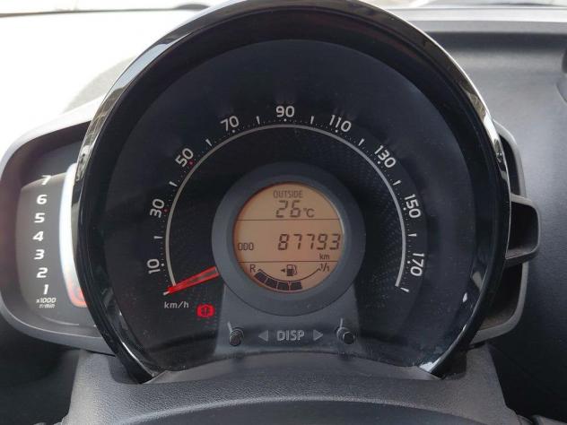 Toyota Aygo 5p 1.0 x-fun 72cv - Foto 9