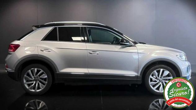 VOLKSWAGEN T-Roc 2.0 TDI SCR 150 CV DSG 4MOTION Style rif. 23407021 - Foto 6