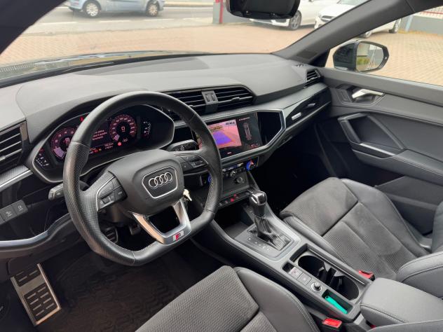 Audi Q3 2.0 40 TFSI S Line Edition DOPPIO T #50683 - Foto 7