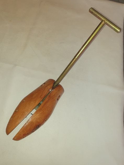 Allargascarpe forma in legno da calzolaio vintage taglia 40/41 a vite regolabile - Foto 4