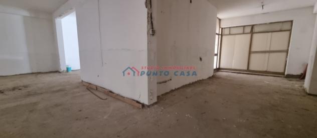 VIA VESPRI – Magazzino di 200 mq ca. - vano unico. Da rifinire. Euro 63 MILA - Foto 9