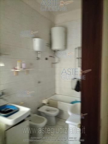 IMMOBILI-IMMOBILE RESIDENZIALE-VIA VITTORIO VENETO 42 - Foto 3