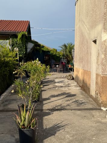 VILLA INDIPENDENTE CON GIARDINO A 150 METRI DAL MARE - Foto 2