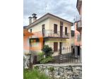 V000529 - CASA PLURIFAMILIARE IN BUONE CONDIZIONI