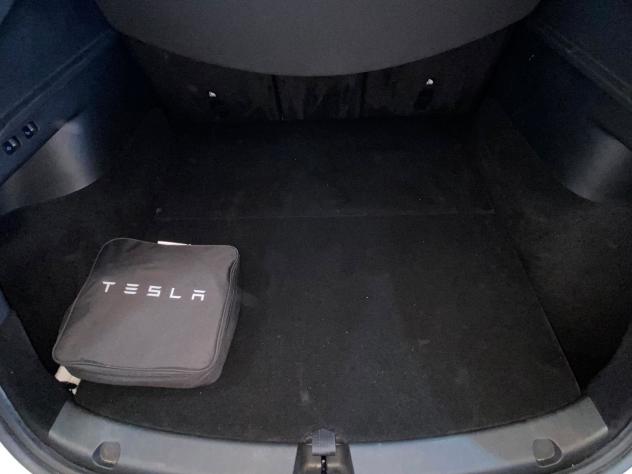 Tesla Model Y 75 kWh Dual Motor Long Range 4WD aut. - Foto 6