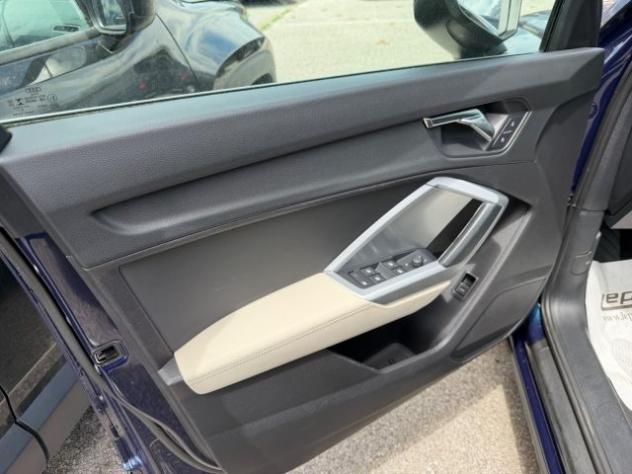 AUDI Q3 35 TFSI S tronic Business Advanced rif. 23658628 - Foto 7