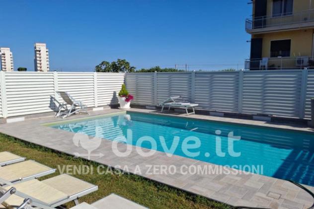 Villa di 150 m² con più di 5 locali e posto auto in vendita a Mondolfo - Foto 5