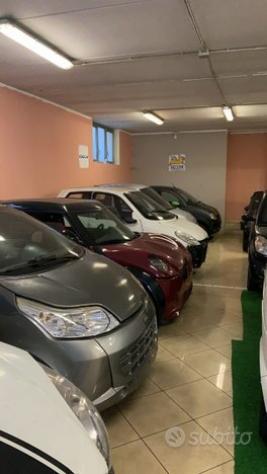Vari furgoncini microcar guida 14 anni - Foto 8