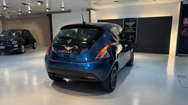 Lancia Ypsilon 1.0 70cv Hybrid Gold - 2023 - Foto 4