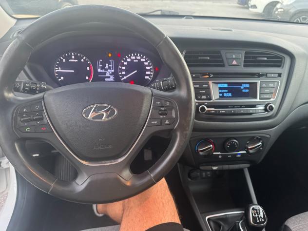 hyundai i20 1.4 crdi 90cv diesel 2016 - Foto 8