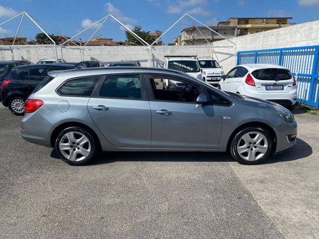 OPEL ASTRA 2.0 CDTI SW AUTOM ANNO 2013 - Foto 8