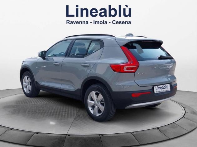 Volvo XC40 Essential B3 AUT - Foto 3
