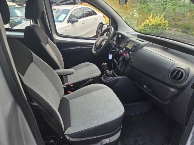 Fiat Qubo 1.4 8V 77 CV Unico Proprietario - Foto 9