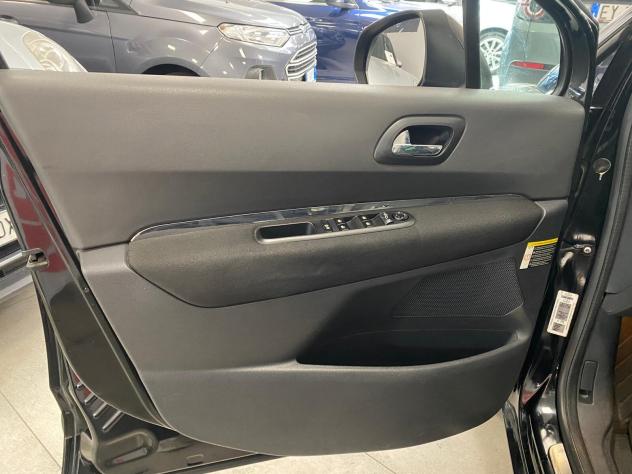 Peugeot 5008 1.6 HDi 110CV Business 7 Porte - Foto 10