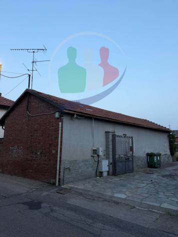 Magazzino in vendita a Nichelino
