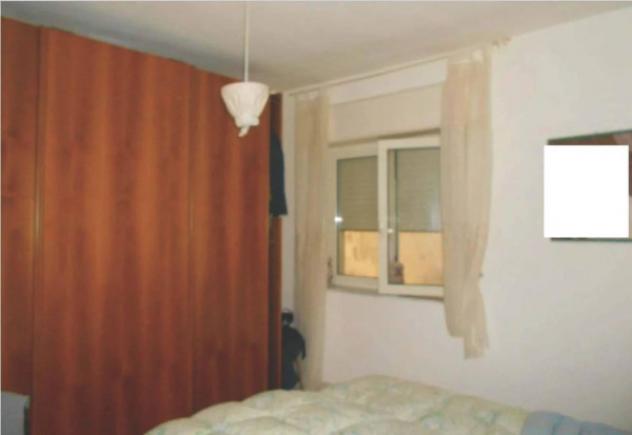 Immobile in asta di 88 m², box auto in vendita a Campagna - Foto 2