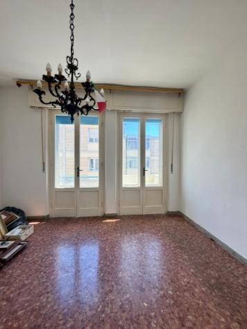 VIA PAOLO LILLA CON DUE CAMERE E GARAGE - Foto 7