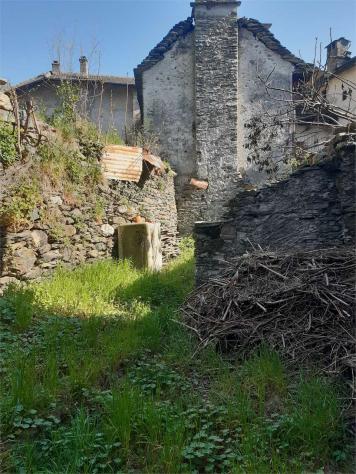 V000109 - CASA STORICA CON GIARDINO - Foto 18