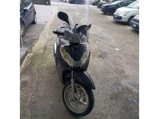 Honda sh 300