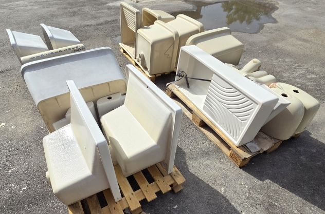 STOCK SANITARI LAVATOI CERAMICA+ARTICOLI FERRAMENTA CASALINGHI - Foto 3