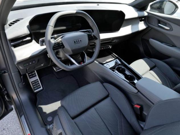 AUDI Q3 Sportback NEW 2.0 Tdi 150cv S-tr. S-line edition rif. 23958114 - Foto 6