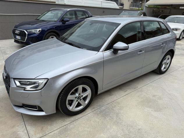 Audi A3 1.6 TDI 116 CV Design - Foto 3