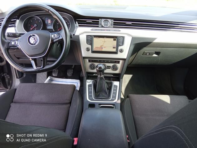 Volkswagen Passat Variant 1.6 TDI SCR HIGHLINE BlueMotion Technology - Foto 9