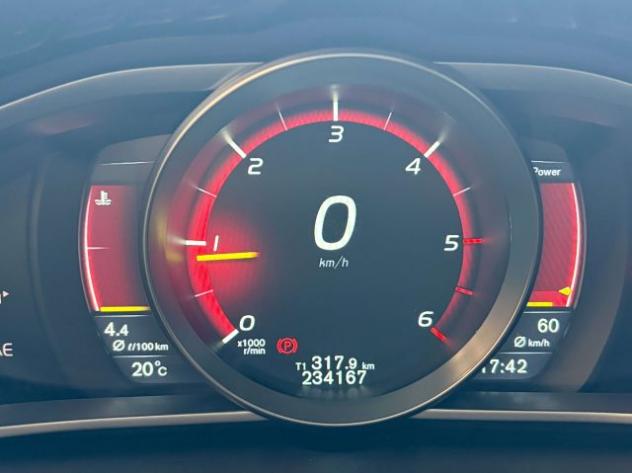 VOLVO V40 V40 II1.6 d2 R-design Kinetic (r-design) rif. 23943507 - Foto 10