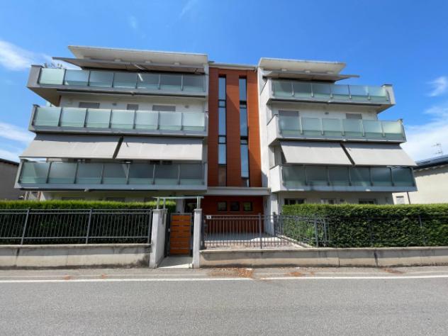 Appartamento di 89 m² con 3 locali e box auto in vendita a Brembate