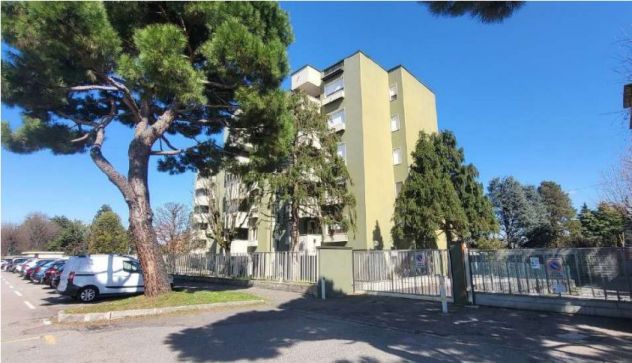 ASTA OCCASIONE: Vanzago (MI), Via Del Lazzaretto appartamento , cantina e box - Foto 3