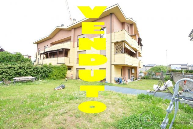 APPARTAMENTO di 2 vani e di 80 mq (VAPRIO D'ADDA - vaprio d'adda) rif. IGC 2 LOCALI GIARDNO