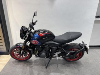 TRIUMPH Trident 660 TRIBUTE rif. 23746290