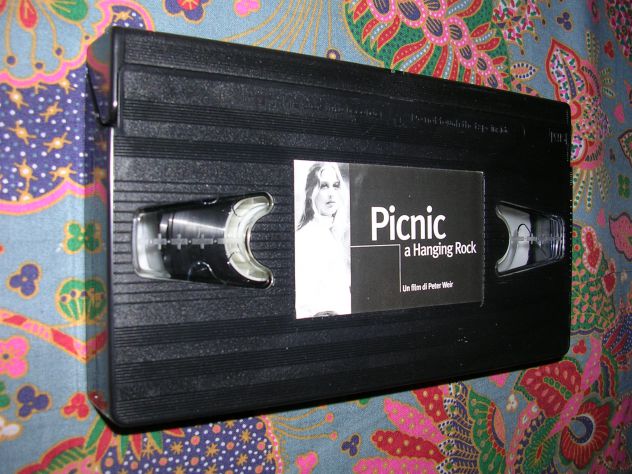 PICNIC A HANGING ROCK - Foto 4