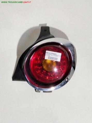 FANALE POST.D.  CON CORNICE CROMATA 999-U1309221 Parti elettriche  Fanaleria  Fanali  Fanale post. dx. ALFA ROMEO - MITO - 01-06-2008 -