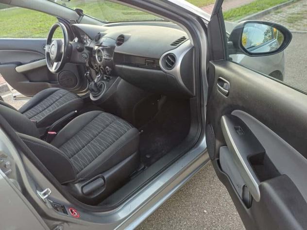 Mazda 2 Mazda2 1.3 16V 75CV 5p. Play GPL - Foto 9