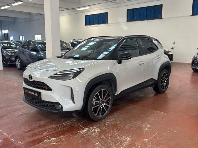 Toyota Yaris Cross 1.5H (116 CV) E-CVT GR Sport - Foto 3