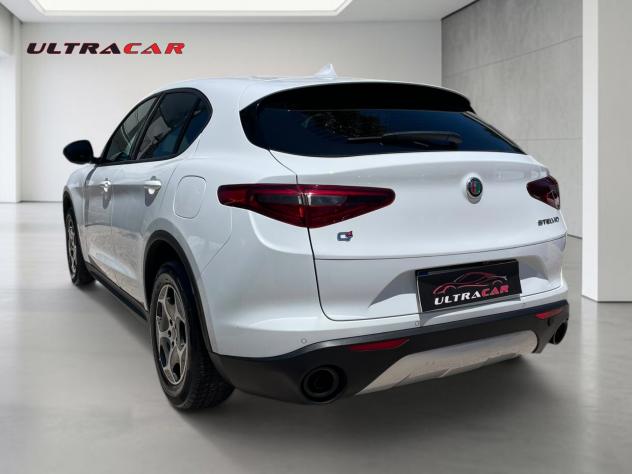 Alfa Romeo Stelvio 2.2 Turbodiesel 190 CV AT8 Q4 Business - Foto 6