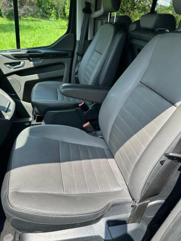 Ford Tourneo Custom Tourneo Custom 320 2.0 EcoBlue 185CV aut. PC Titanium - Foto 10