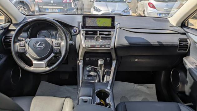 LEXUS NX 300h 2.5FULL HYBRID 4WD CVT 243cv(155cv) rif. 23803114 - Foto 6