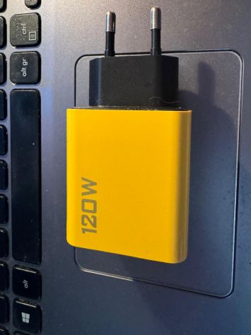 Caricabatterie con 2 prese USB A e 2 prese USB C - Foto 4