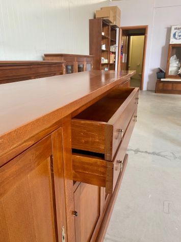 NUOVO BANCONE CON 4 ANTE E 2 CASSETTI CENTRALI IN VERO LEGNO BIANCO LACCATO - Foto 4