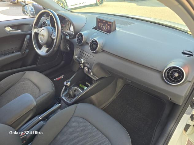 Audi A1 1.6 TDI Attraction - Foto 10