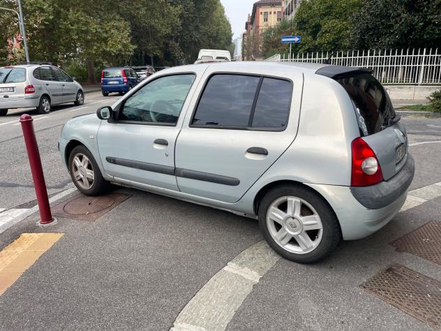 Renault Clio 1.2 cat 5 porte Limited/GARANZIA - Foto 3