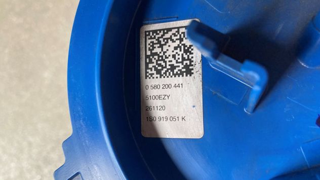 Pompa carburante Volkswagen Up 1.0 benzina del 2021 (1S0919051K) - Foto 4