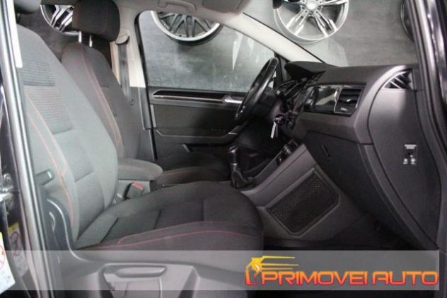 VOLKSWAGEN Touran 1.2 TSI Sound BlueMotion Technology rif. 19417071 - Foto 2