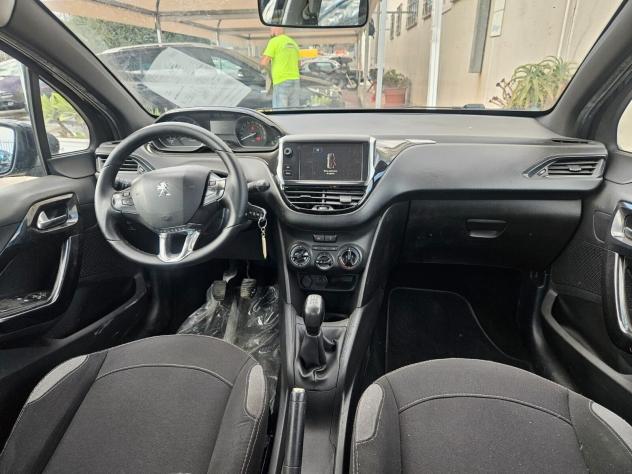 Peugeot 208 MOTORE NUOVO ! - Foto 3