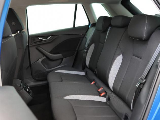 SKODA Kamiq 1.0 TSI 115CV DSG Selection *PROMO PARISI GROUP* rif. 23648800 - Foto 10